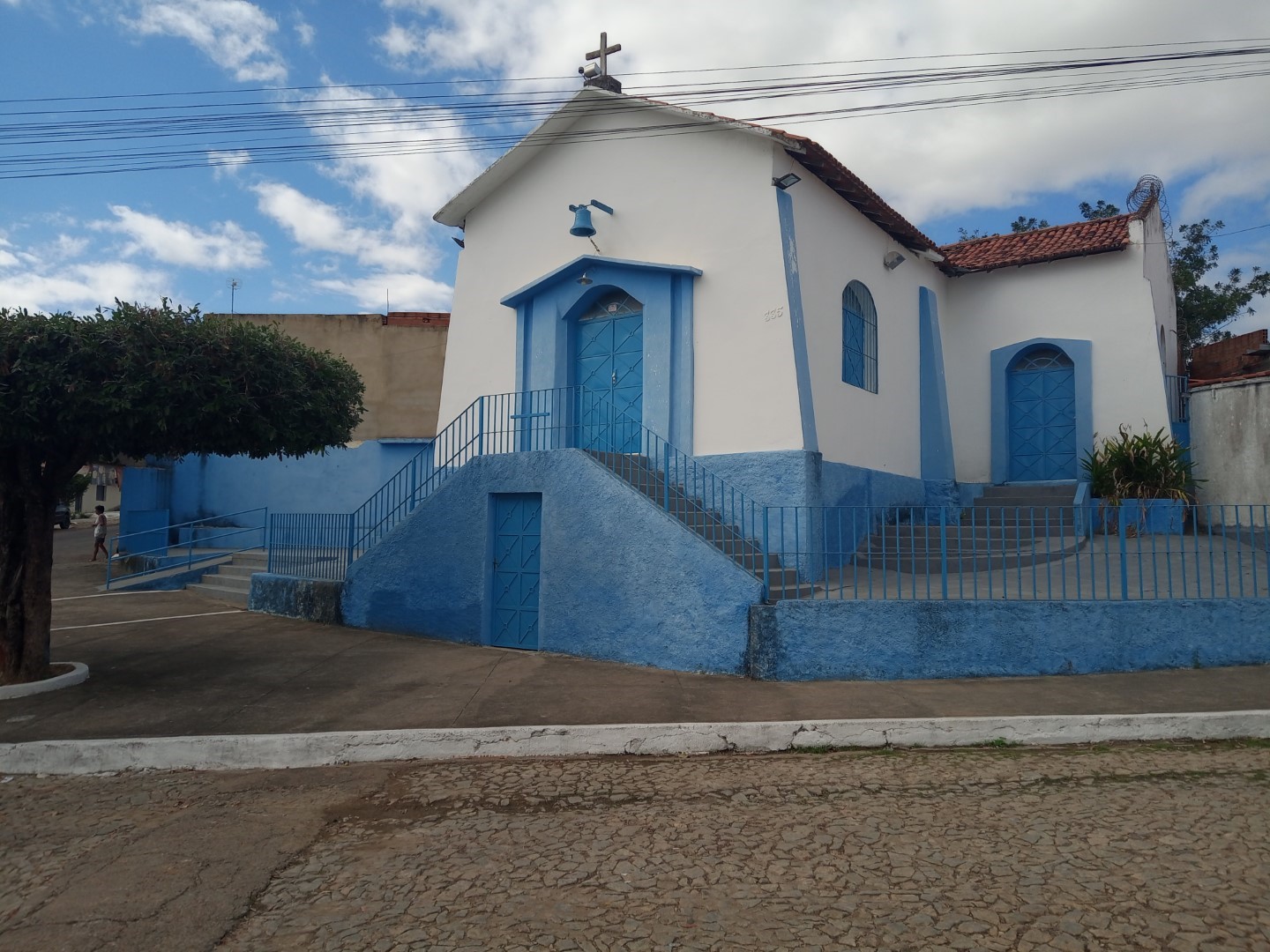 Igreja da Nossa Senhora das Graças: Turismo Em Jequitinhonha